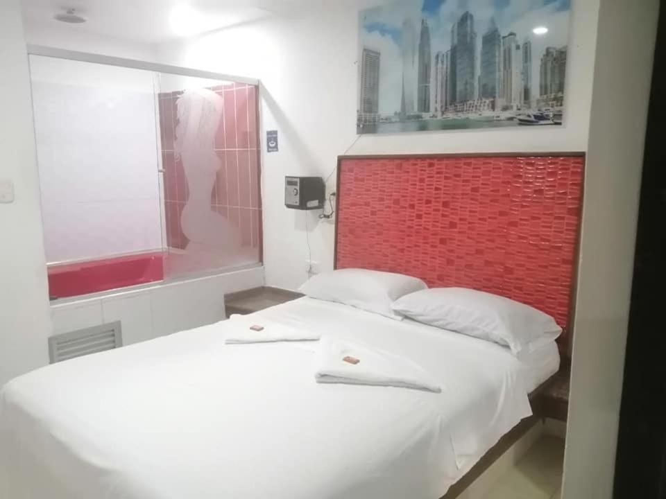 Hotel Marat Медельїн Екстер'єр фото